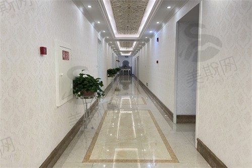 成都达芬奇医疗美容医院走廊