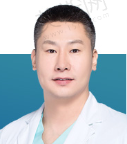 何明达