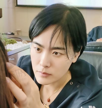 宋立男