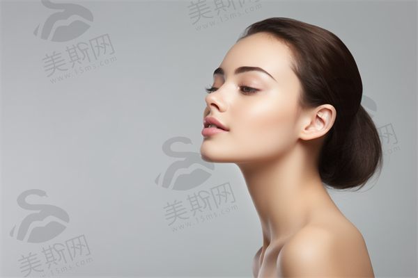 隆胸前后要注意什么