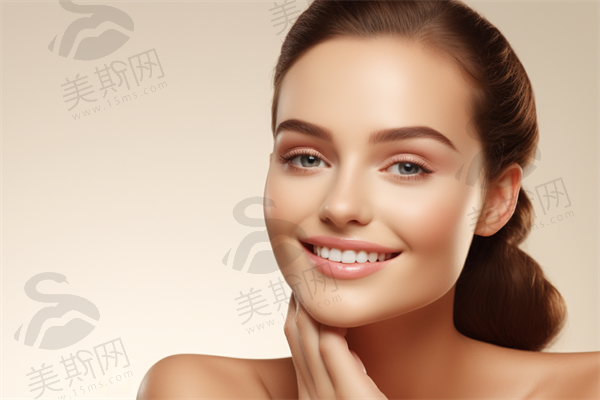 双眼皮拆线疼不疼？割双眼皮消肿化瘀的快方法盘点