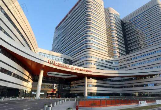 广州医科大学附属第一医院整形外科怎么样？技术水平高吗？隆胸后三个月内恢复细节
