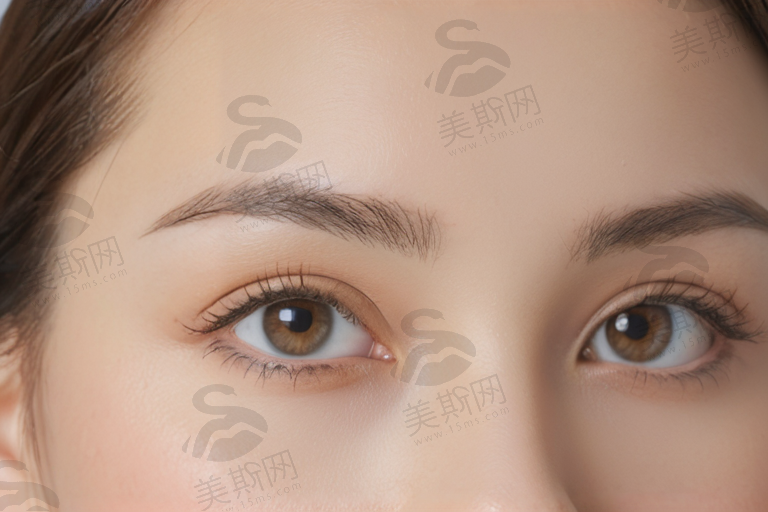 老人白内障怎么治疗更好呢:人工晶体选择全攻略