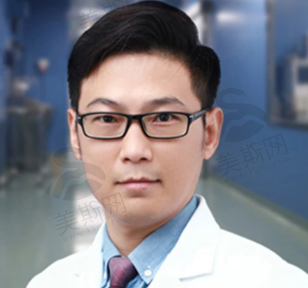 罗忠振
