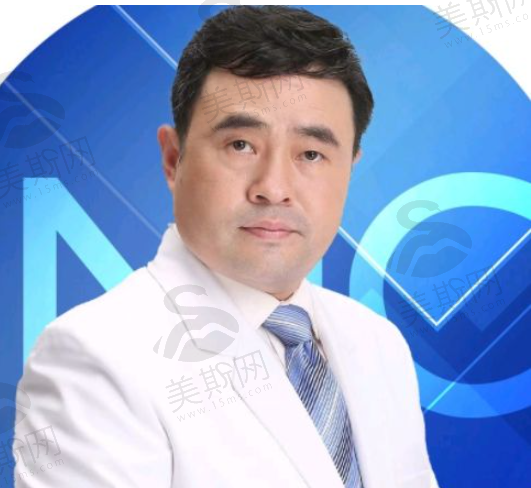 西安李高峰属于什么级别？挖到宝！他竟是中高端隆胸「妈生胸」定制超绝医生