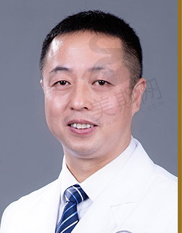 李新