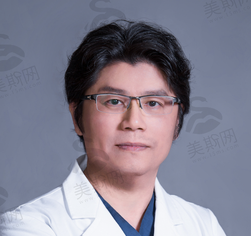 窦云柯