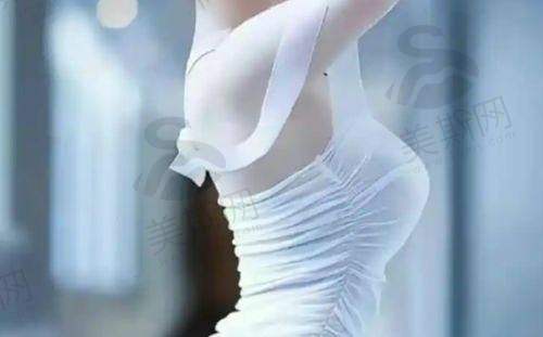 实例3：42岁企业家全方面部精细化雕刻——“逆龄10岁”的自然抗衰