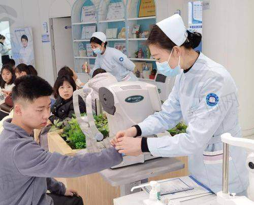 强生DCB0O与ZCB00晶体核心参数对比