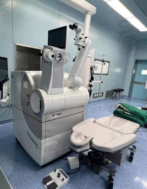 五、支撑重庆佰视佳眼科赵小虎精细化雕刻绿飞秒14500元起 的医院综合实力:连锁品牌+精良设备