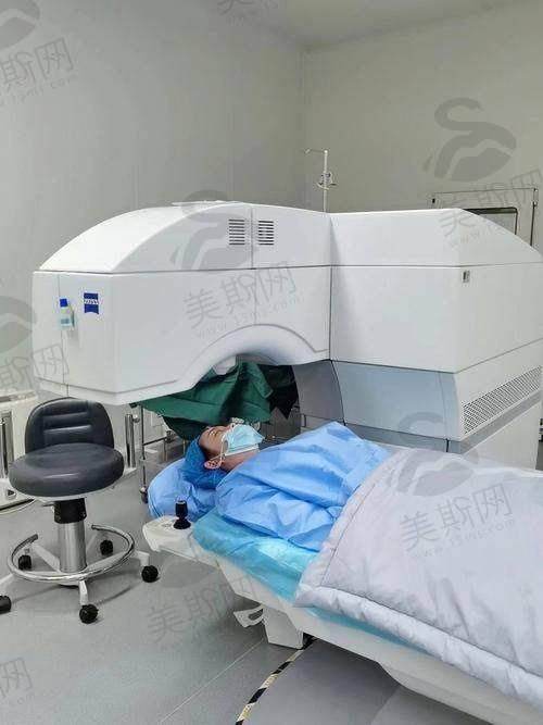 六、重庆佰视佳眼科医院赵小虎 精细化雕刻绿非秒预约挂号流程:3种方式任选,便捷不收费