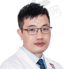 何锦泉