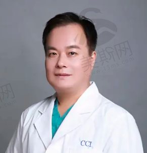 闫立新