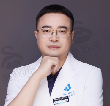 彭栋梁