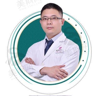 曾德浩