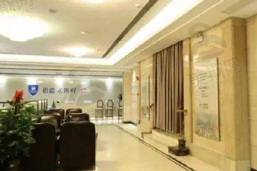 关灿彬医生执医荣誉