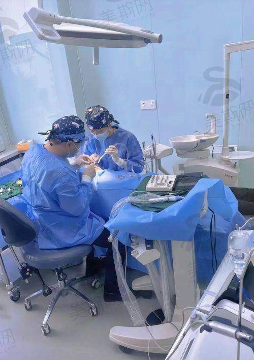 知乎热议:深圳穗华口腔医院究竟怎么样?