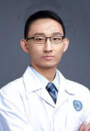 李精韬