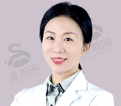 杨翠霞
