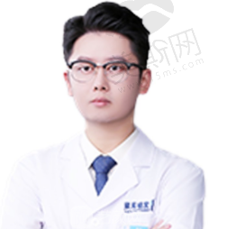 易龙